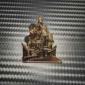 Disney Little Mermaid Palace Pin Mickey Trading Pin 2002 Authentic Vintage